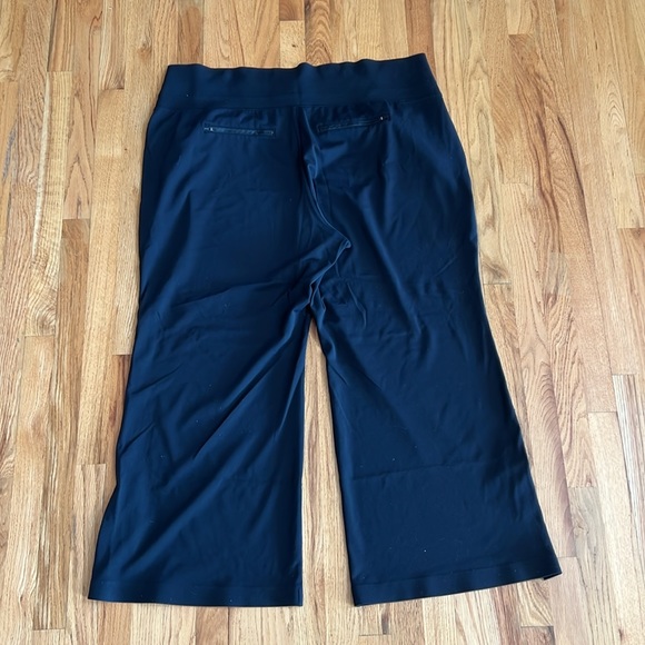 ATHLETA Black Pants, Size 3X - Picture 8 of 10